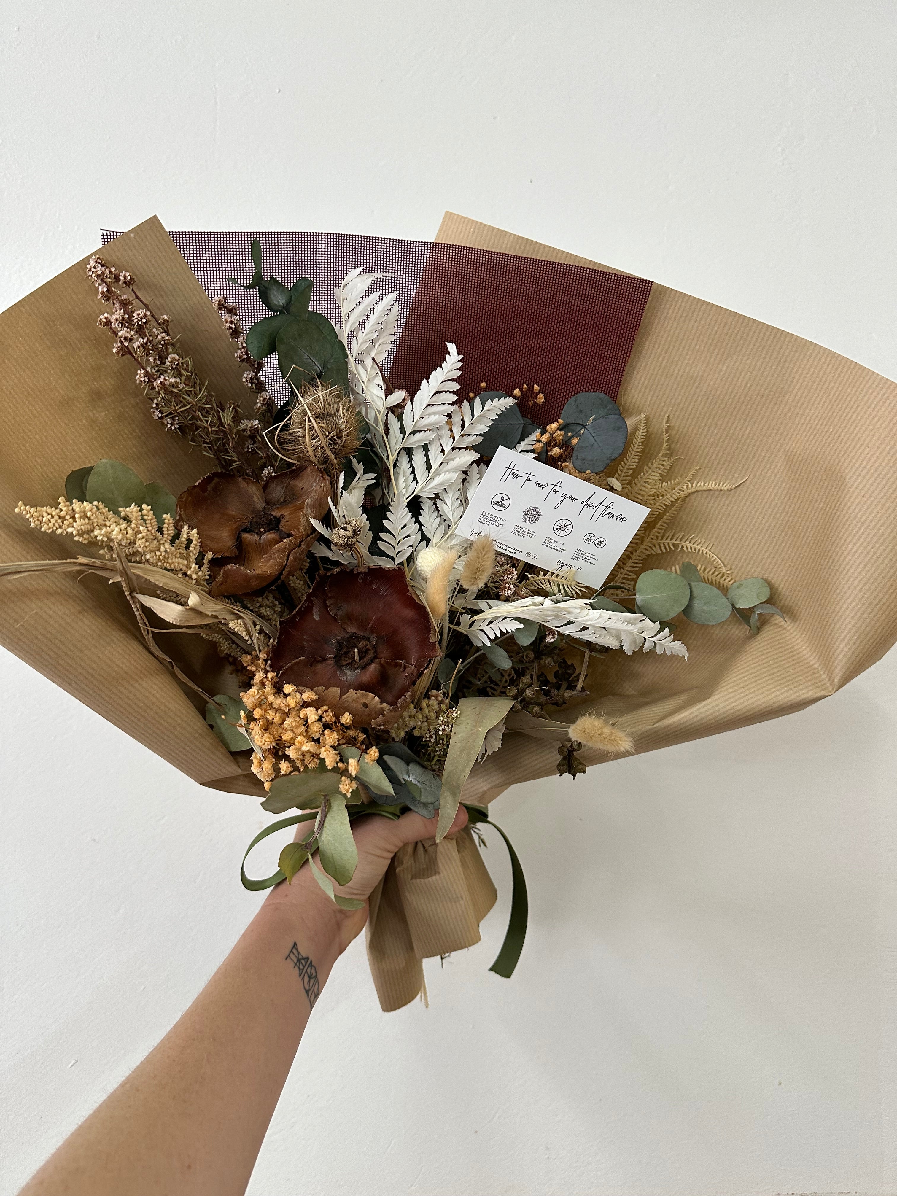 Dried Forever Flowering - DRIED/PRESERVED flower Bouquets