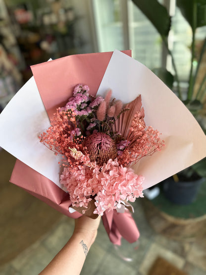 Dried Forever Flowering - DRIED/PRESERVED flower Bouquets